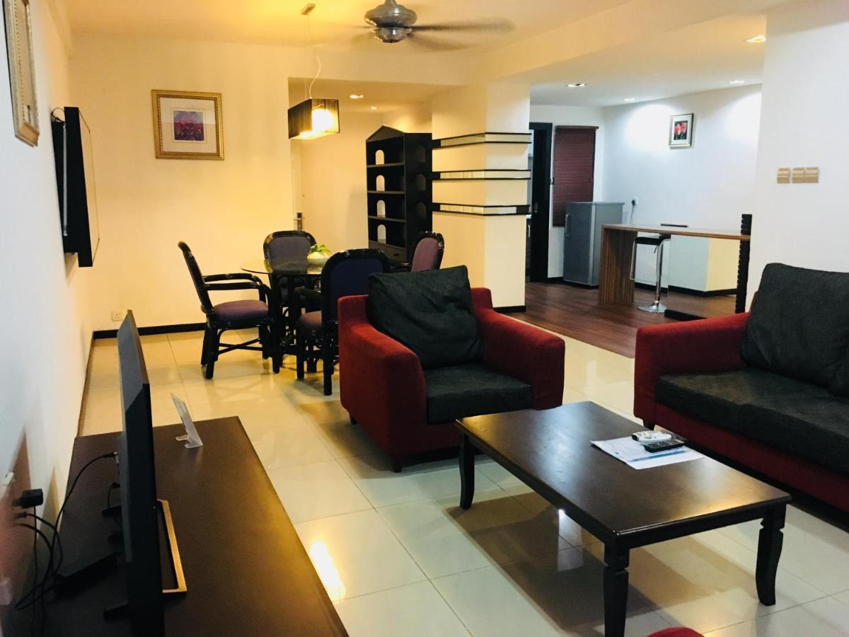 Likas Square - Kk Apartment Suite Kota Kinabalu Exteriör bild