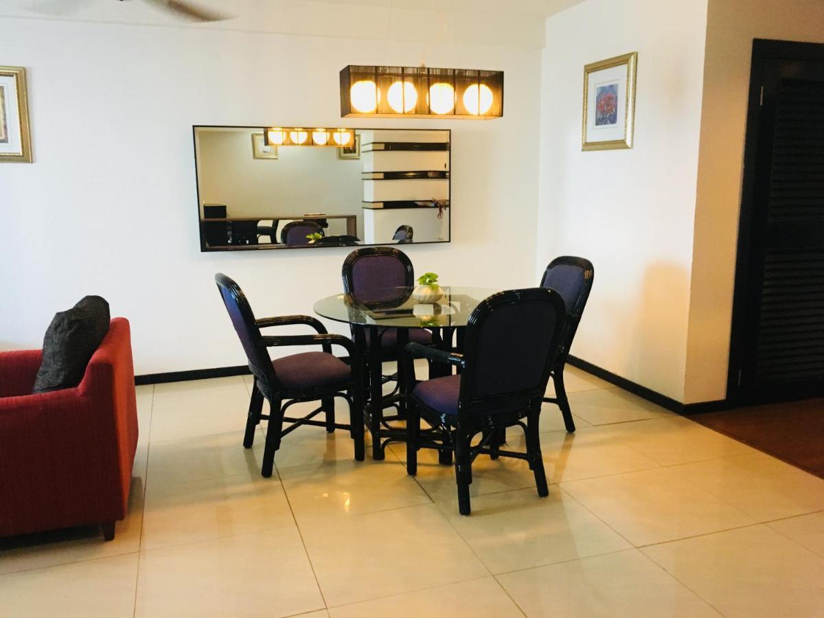 Likas Square - Kk Apartment Suite Kota Kinabalu Exteriör bild
