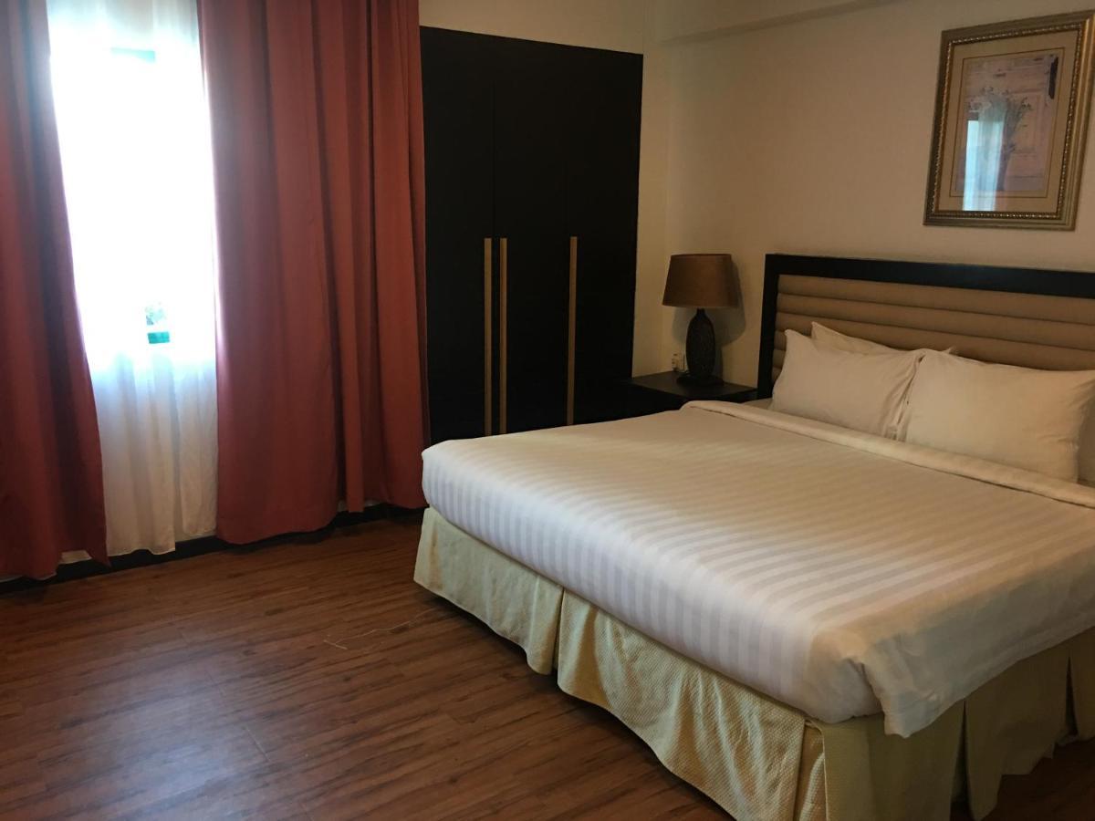 Likas Square - Kk Apartment Suite Kota Kinabalu Exteriör bild