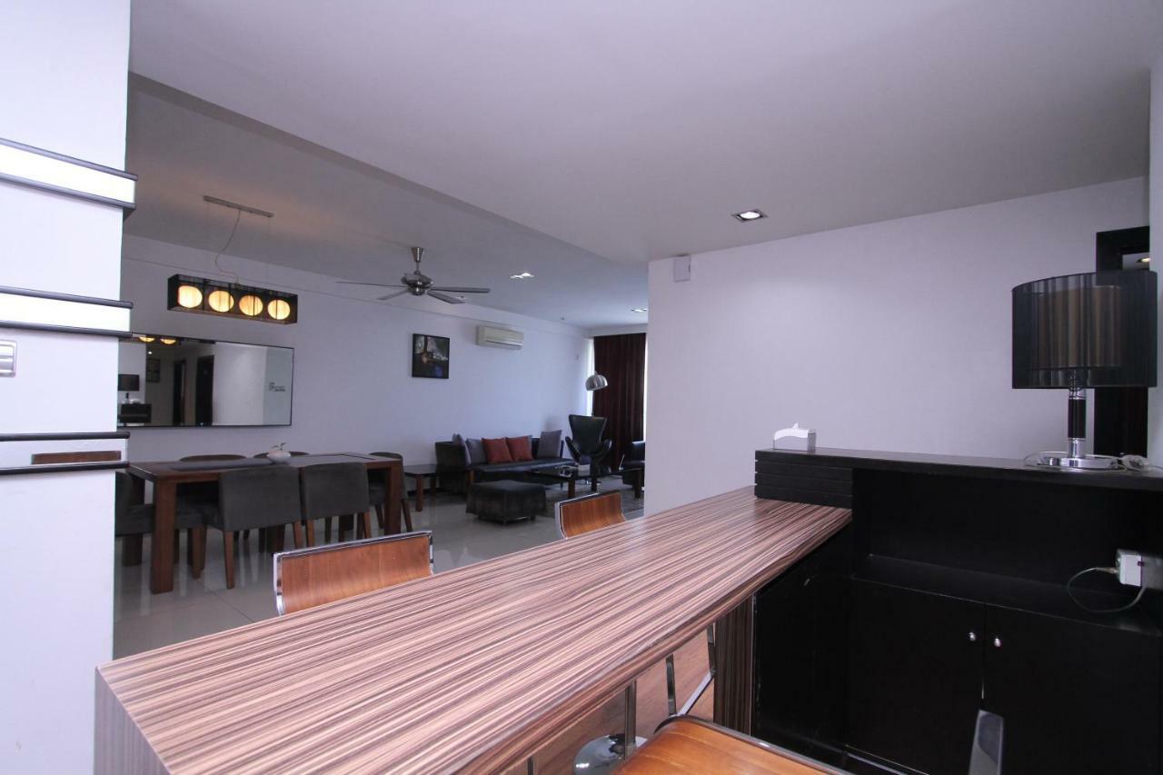 Likas Square - Kk Apartment Suite Kota Kinabalu Exteriör bild