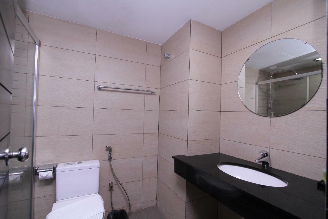 Likas Square - Kk Apartment Suite Kota Kinabalu Exteriör bild