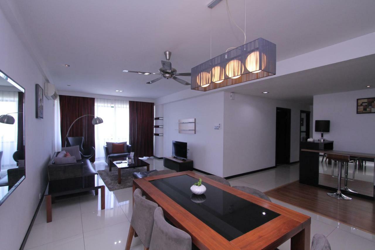 Likas Square - Kk Apartment Suite Kota Kinabalu Exteriör bild