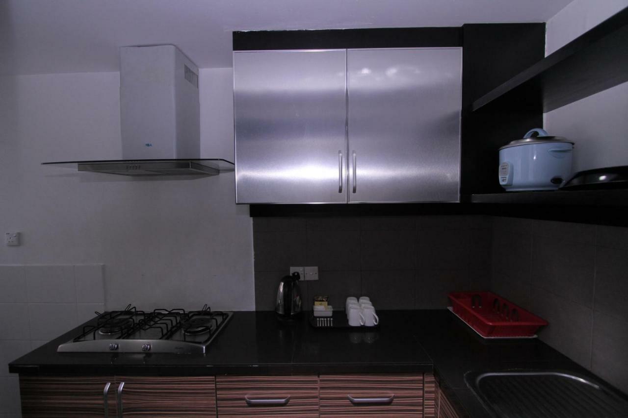 Likas Square - Kk Apartment Suite Kota Kinabalu Exteriör bild
