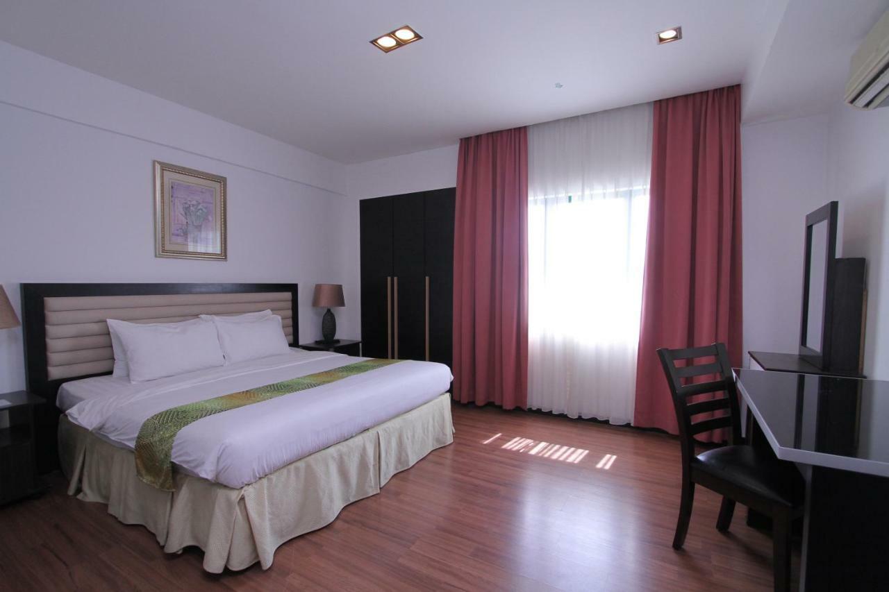 Likas Square - Kk Apartment Suite Kota Kinabalu Exteriör bild